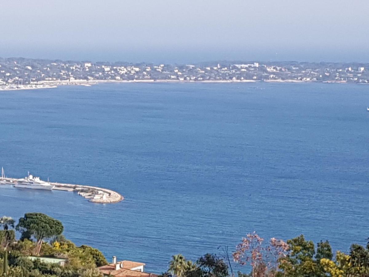 فالوريس Villa Alamp#Supercannes #Golfejuan #Cannes #Mediterraneanpanoramicview #Piscine #Rooftop # Verymodern #Openliving #Closebeach #Closecapantibes المظهر الخارجي الصورة