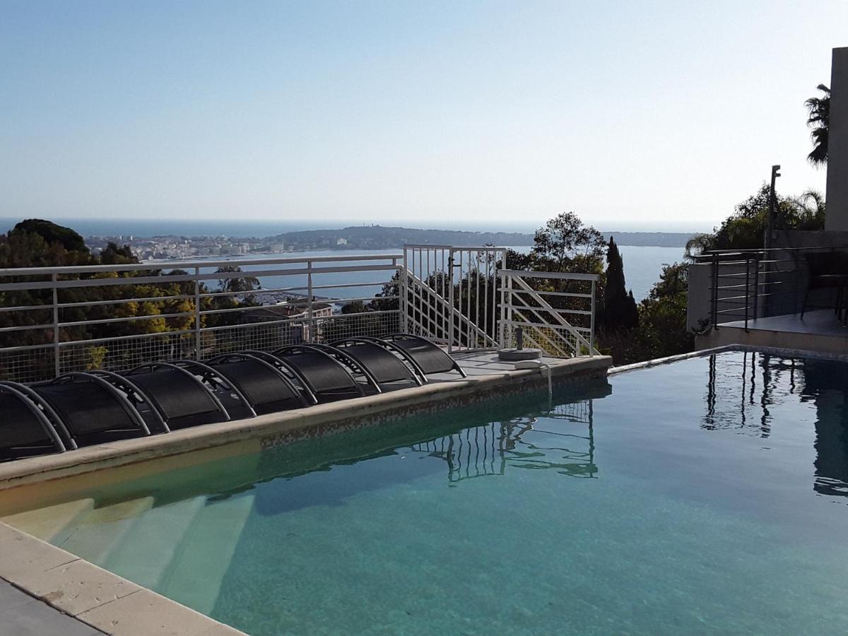 فالوريس Villa Alamp#Supercannes #Golfejuan #Cannes #Mediterraneanpanoramicview #Piscine #Rooftop # Verymodern #Openliving #Closebeach #Closecapantibes المظهر الخارجي الصورة