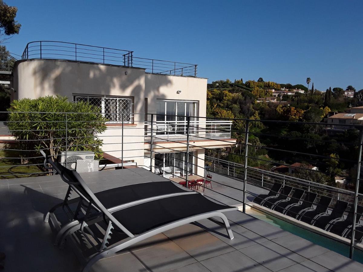 فالوريس Villa Alamp#Supercannes #Golfejuan #Cannes #Mediterraneanpanoramicview #Piscine #Rooftop # Verymodern #Openliving #Closebeach #Closecapantibes المظهر الخارجي الصورة