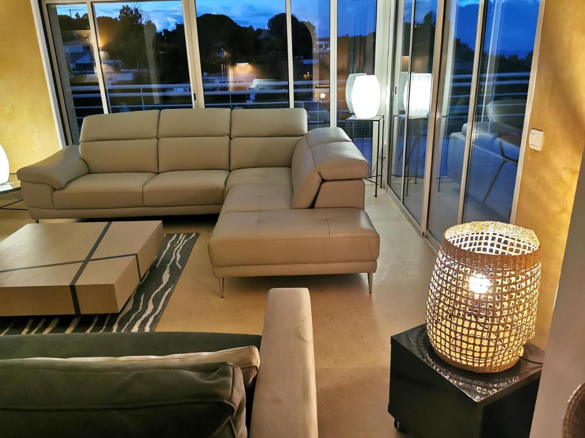 فالوريس Villa Alamp#Supercannes #Golfejuan #Cannes #Mediterraneanpanoramicview #Piscine #Rooftop # Verymodern #Openliving #Closebeach #Closecapantibes المظهر الخارجي الصورة